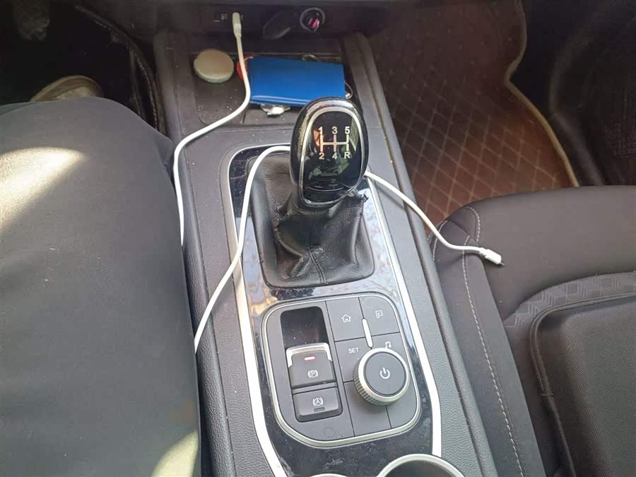 Kaiyi Showjet 2021 #8 Kaiyi Showjet 2021 car image #8