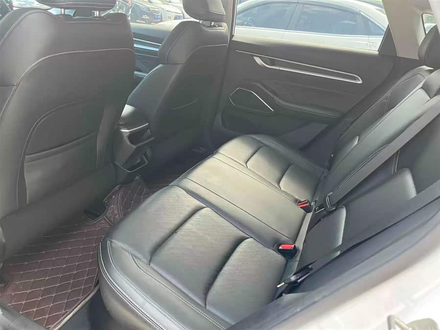 GEELY Emgrand 2022 #8 GEELY Emgrand 2022 car image #8
