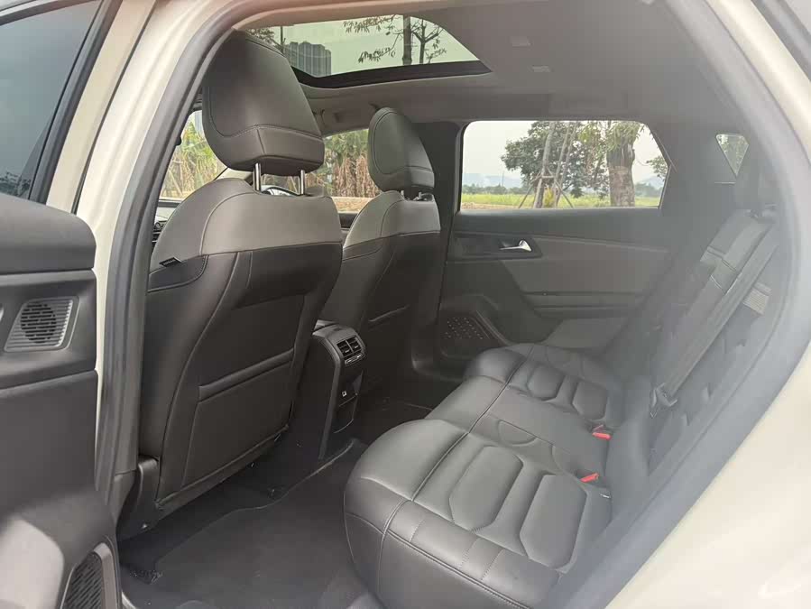 Citroen C5 X 2023 immagine di auto #8