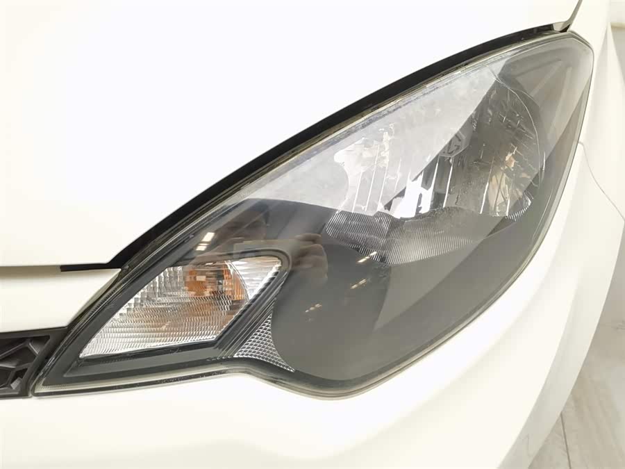 MG 3 2016 car image #8