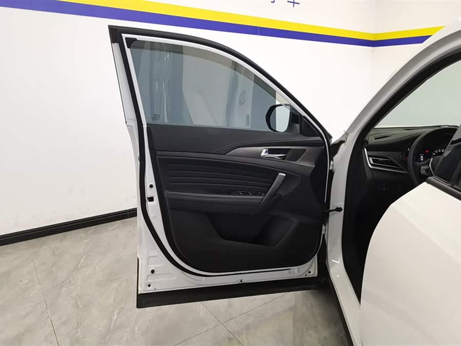 Changan CS35 Plus 2021 صورة سيارة #8