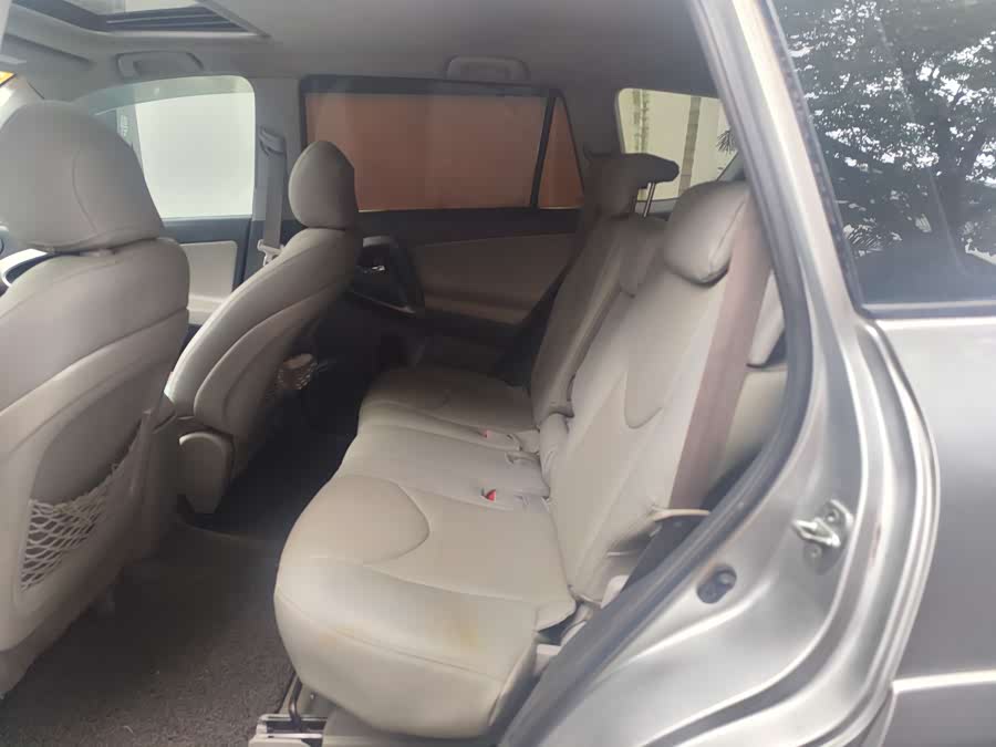 Toyota RAV4 (Imported) 2008 immagine di auto #8