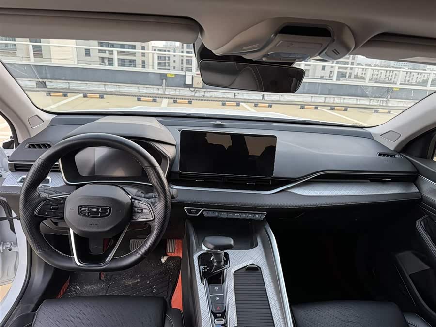 GEELY Preface 2022 car image #8