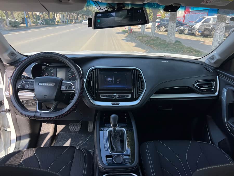 Jetour X70 2018 car image #8