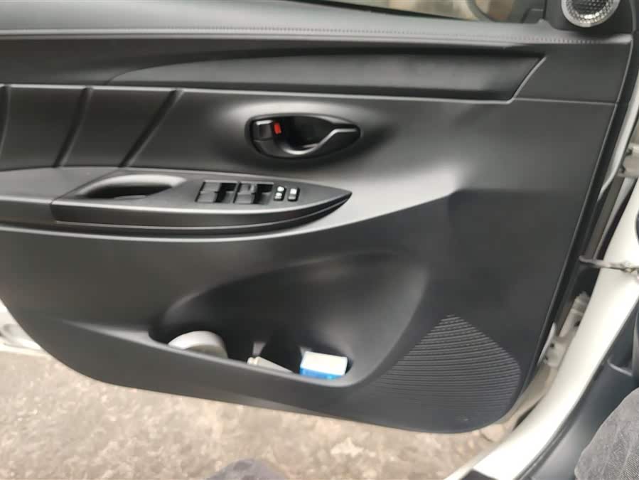 Toyota Yaris L Zhixiang 2022 صورة سيارة #8