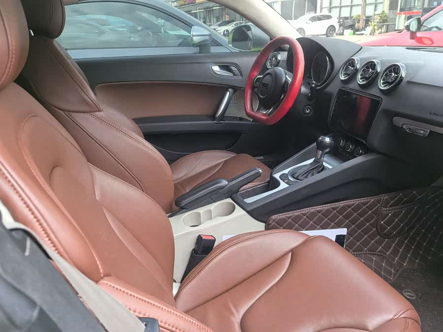 Audi TT 2009 car image #8