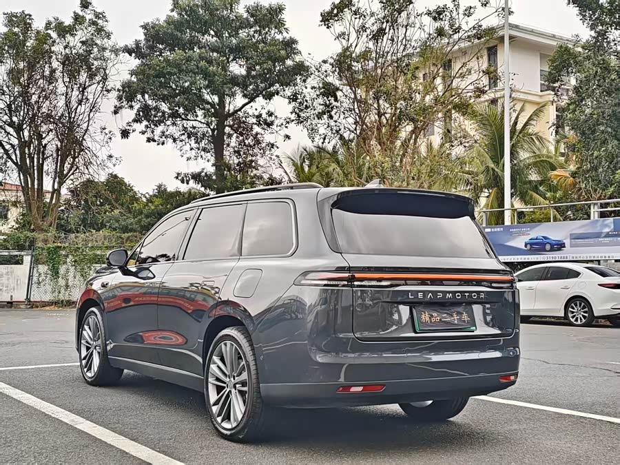 零跑汽车 零跑C16 2024 汽车图片 #8