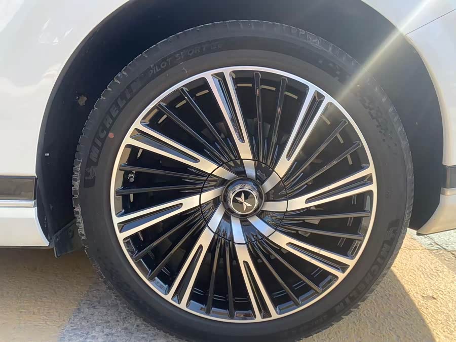 Xpeng G9 2022 immagine di auto #8