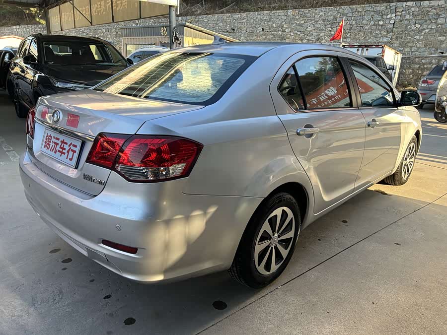 Great Wall C30 2014 car image #8