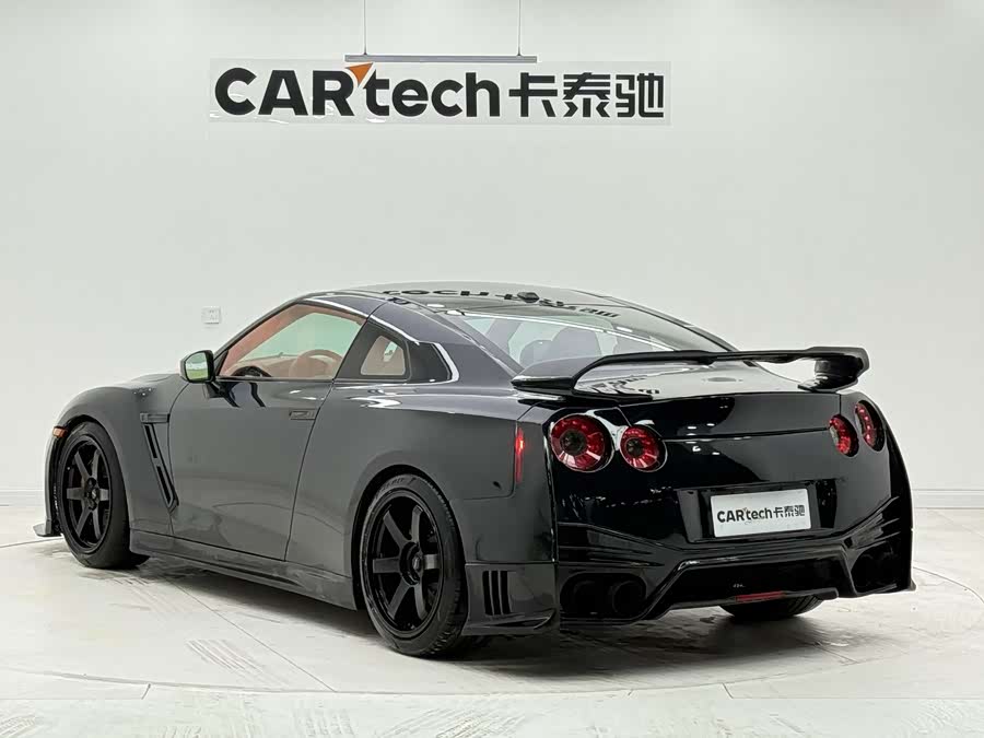 日产 日产GT-R 2010 汽车图片 #8