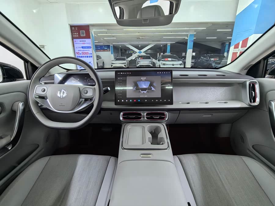 零跑汽车 零跑B01 2025 汽车图片 #8