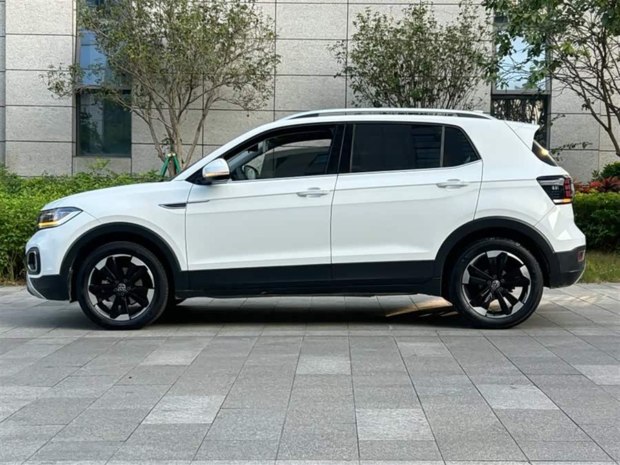 Volkswagen Tacqua 2023 car image #8