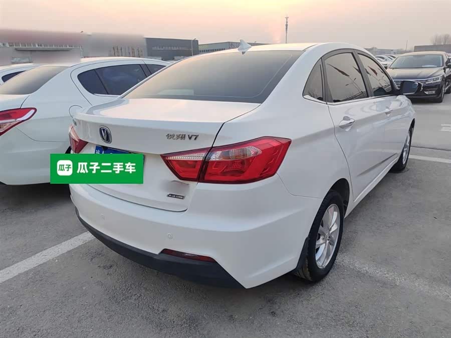 Changan Alsvin V7 2017 car image #8
