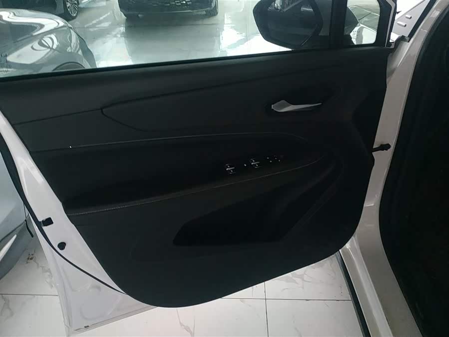 睿蓝汽车 睿蓝7 2025 汽车图片 #8