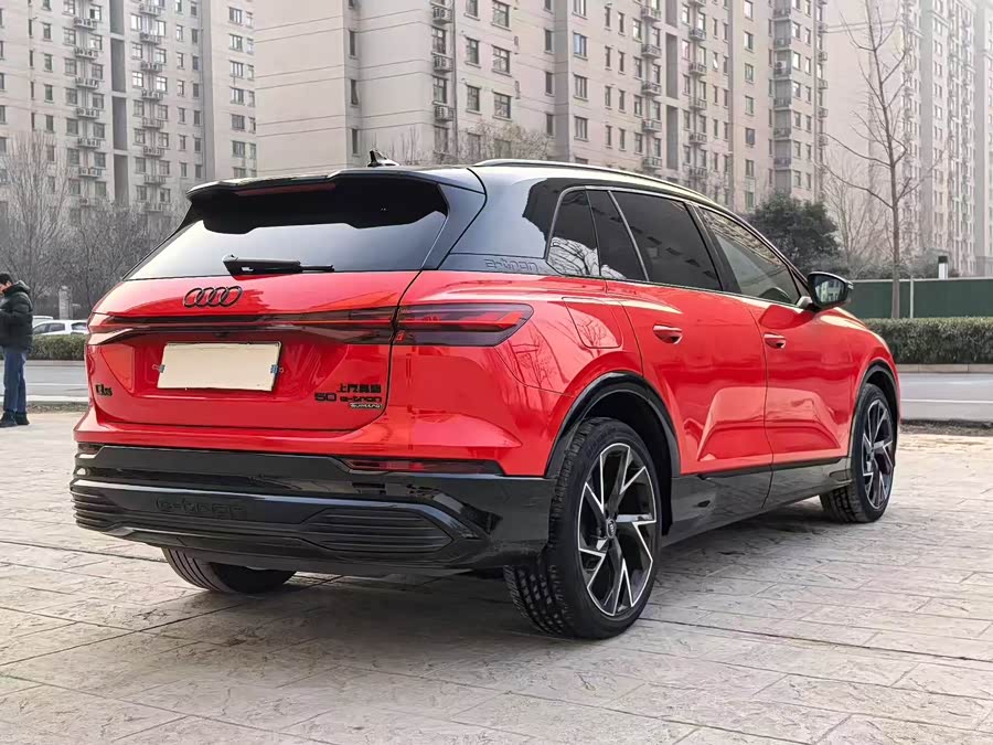 Audi Q5 e-tron 2022 imagem de carro #8