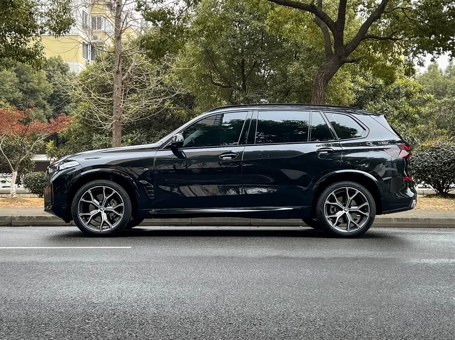 BMW X5 2025 صورة سيارة #8
