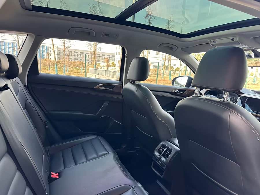 Volkswagen Tharu 2020 #8 Volkswagen Tharu 2020 car image #8