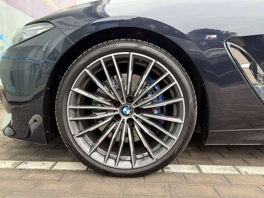 BMW 8 Series 2021 car image #8