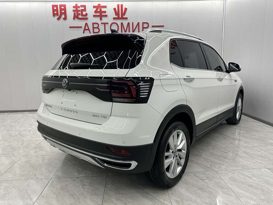 Volkswagen T-Cross 2022 #8 Volkswagen T-Cross 2022 car image #8