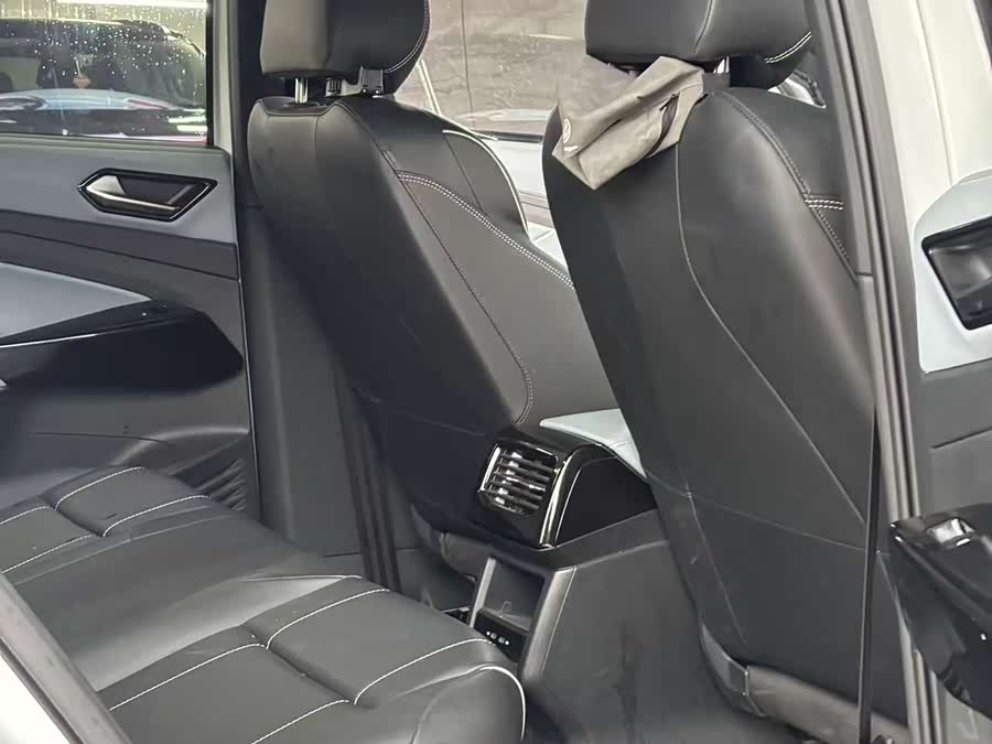 Volkswagen ID.4 X 2022 immagine di auto #8