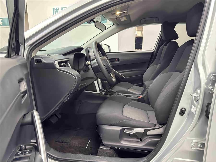 Toyota Frontlander 2022 car image #8