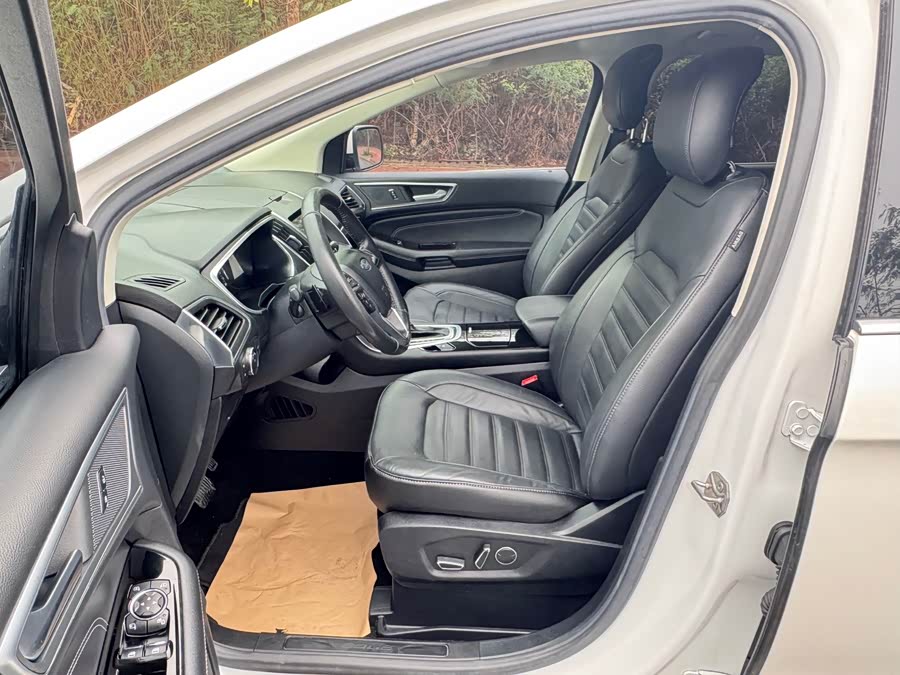 Ford Edge 2018 car image #8