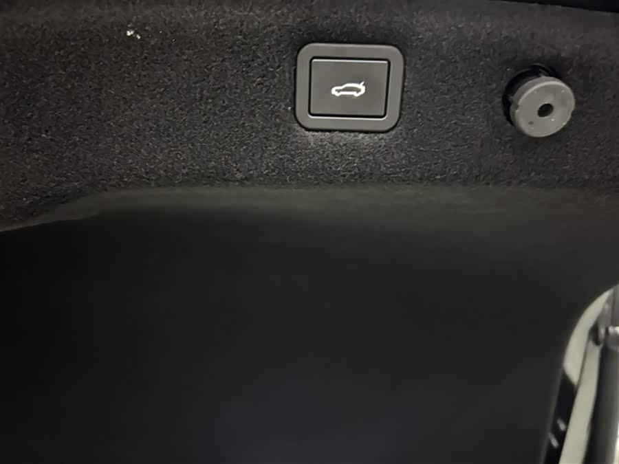 Avatr 06 2025 #8 Avatr 06 2025 car image #8