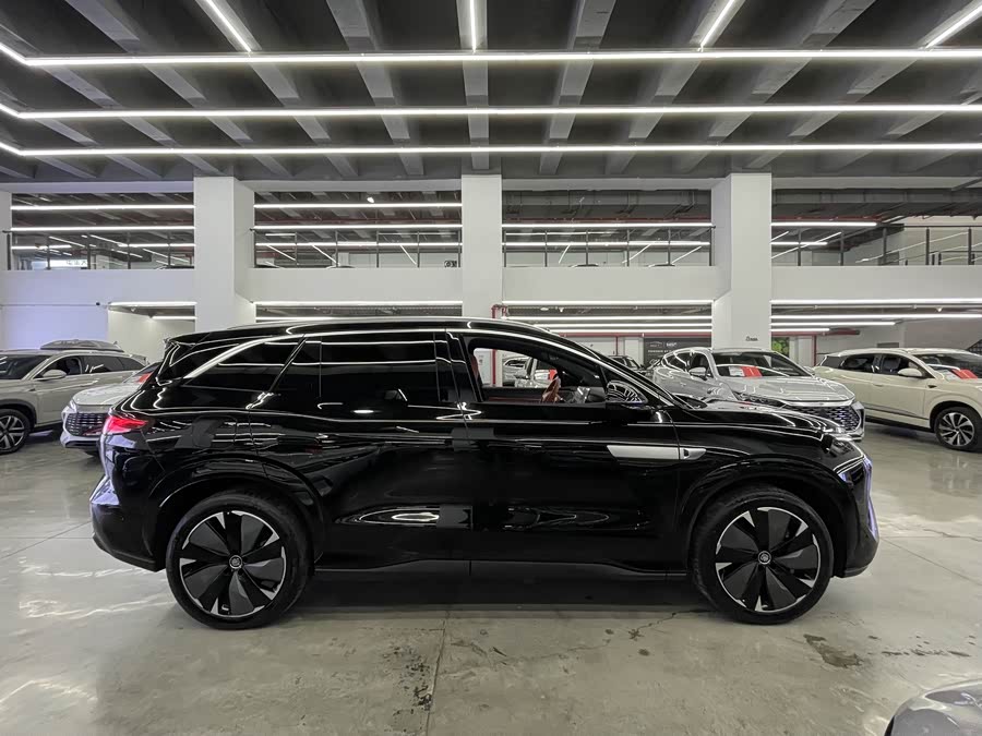 BYD Tang L 2025 immagine di auto #8