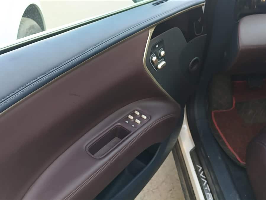 Avatr 11 2024 #8 Avatr 11 2024 car image #8