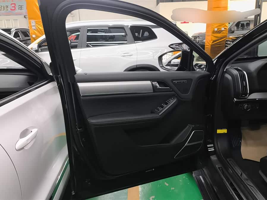 BYD Tang 2020 #8 BYD Tang 2020 صورة سيارة #8