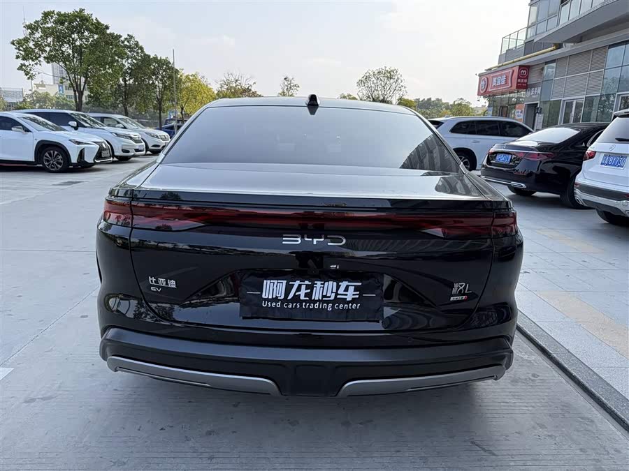 BYD HanL 2025 car image #8