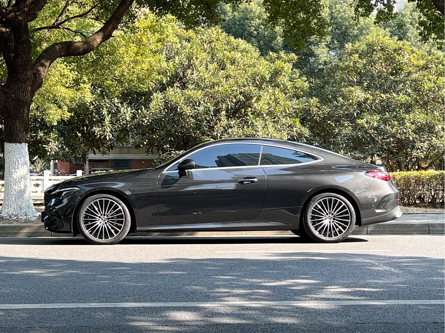 Mercedes-Benz CLE Class 2025 car image #8