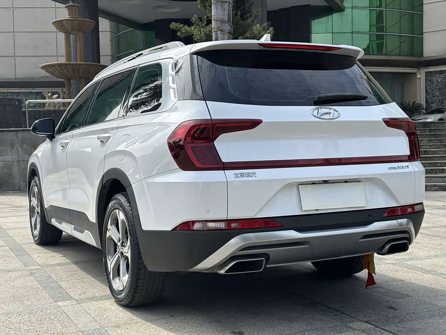 Hyundai Santa Fe 2020 car image #8