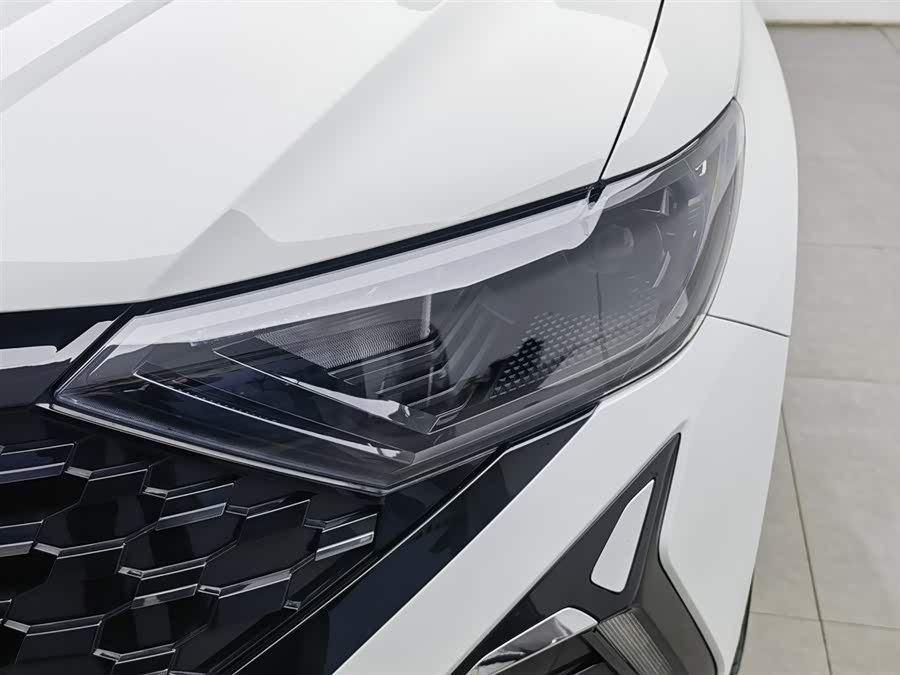 Jetta VS5 2025 car image #8