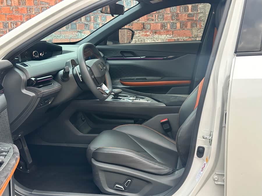 Changan UNI-V 2022 car image #8