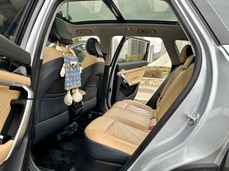 GEELY Boyue L 2022 car image #8
