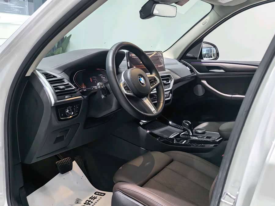 BMW X3 2022 изображение автомобиля #8