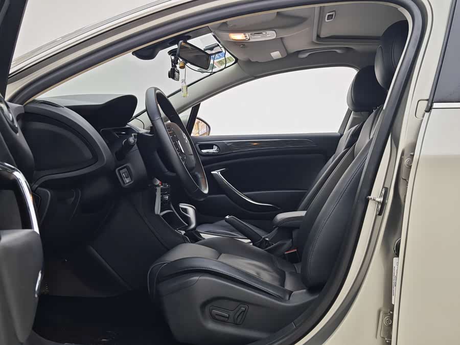 Citroen C5 2011 #8 Citroen C5 2011 car image #8