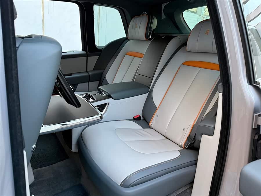 劳斯莱斯 库里南 2021 汽车图片 #8