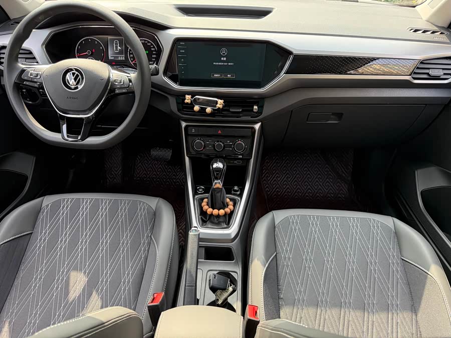 Volkswagen T-Cross 2021 #8 Volkswagen T-Cross 2021 car image #8