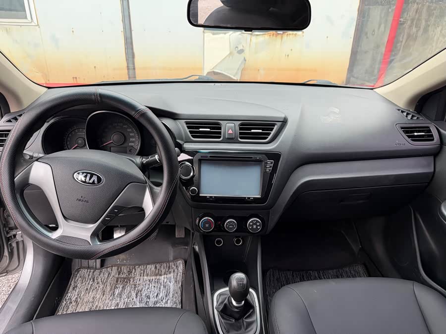 Kia K2 2015 imagen de coche #8