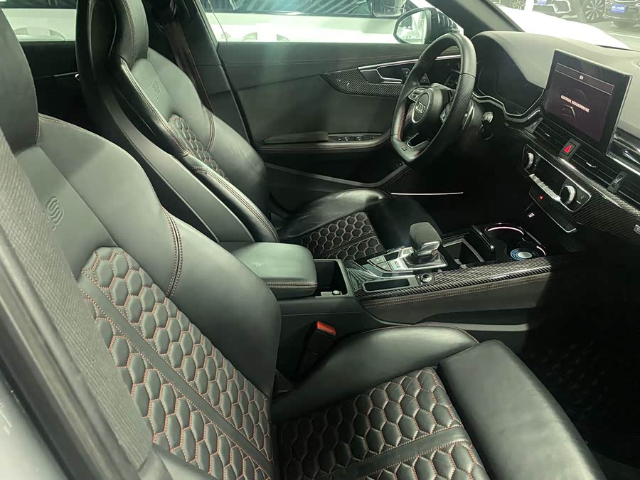 Audi RS 4 2023 #8 Audi RS 4 2023 immagine di auto #8