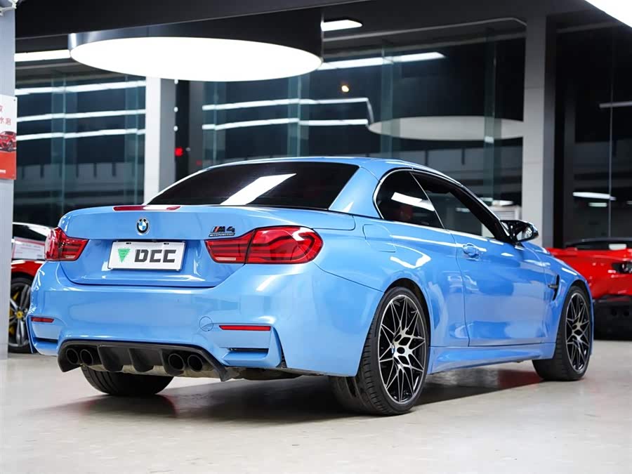 BMW M4 2018 immagine di auto #8