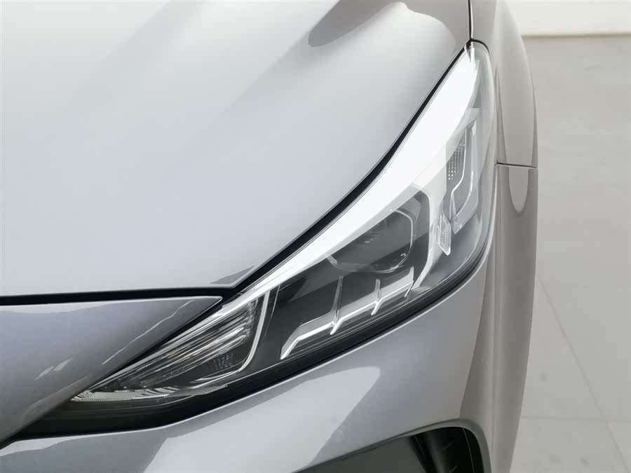 MG 5 2024 car image #8