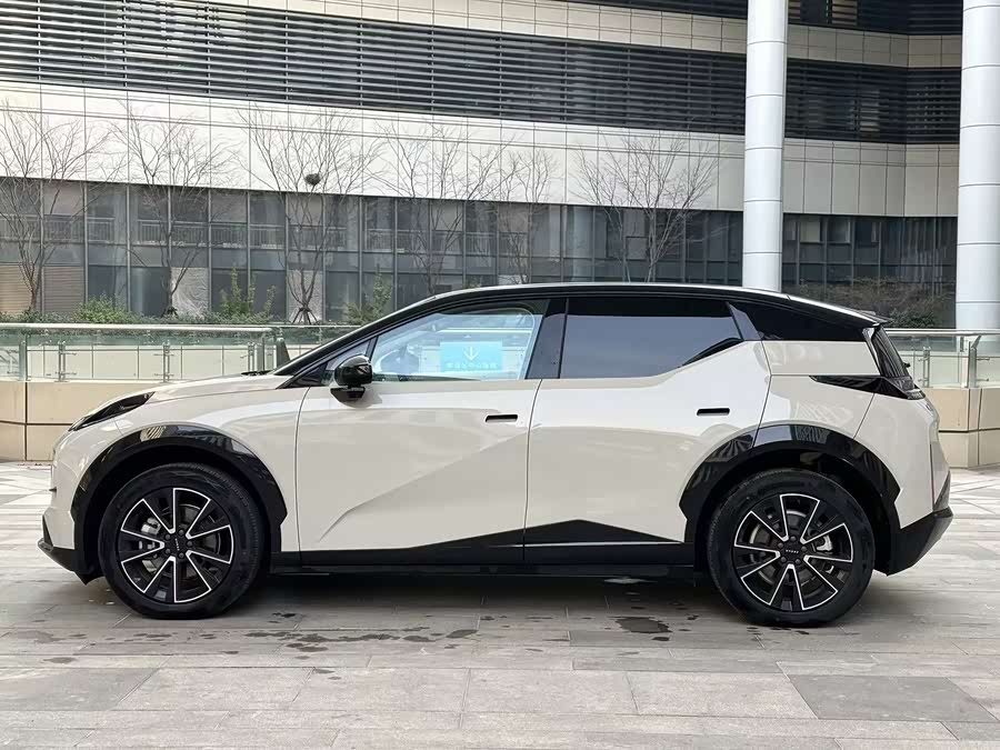 极氪 极氪X 2024 汽车图片 #8