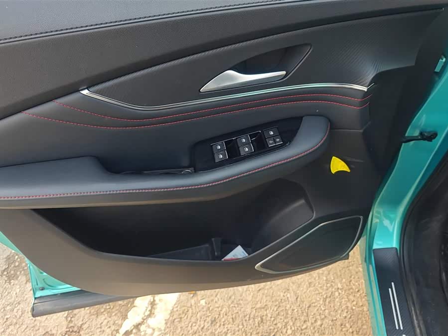 Forthing T5 EVO 2021 #8 Forthing T5 EVO 2021 car image #8