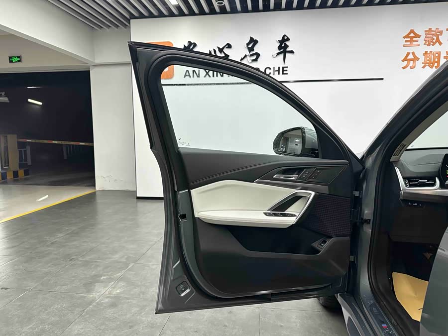 BMW X2 (Imported) 2024 #8 BMW X2 (Imported) 2024 car image #8