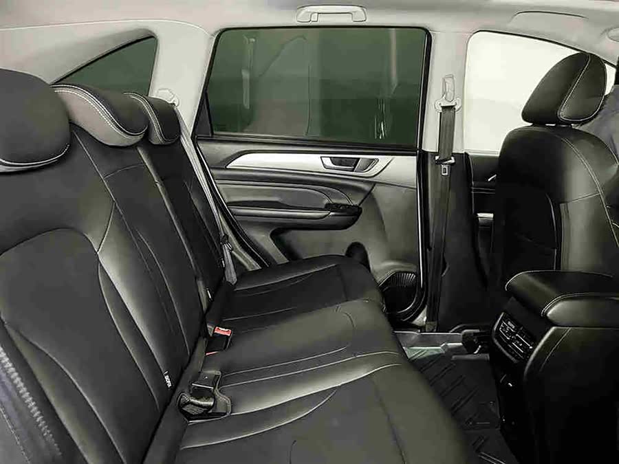 Haval M6 2022 #8 Haval M6 2022 car image #8