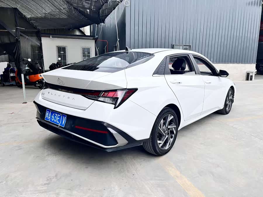 Hyundai Elantra 2024 car image #8