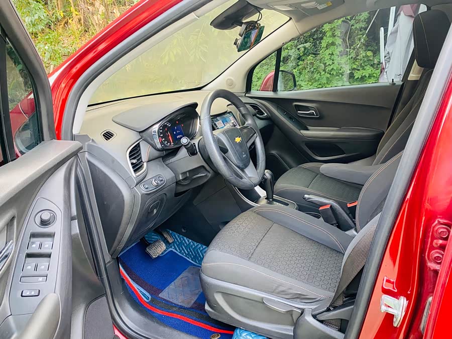 Chevrolet Tracker 2017 car image #8